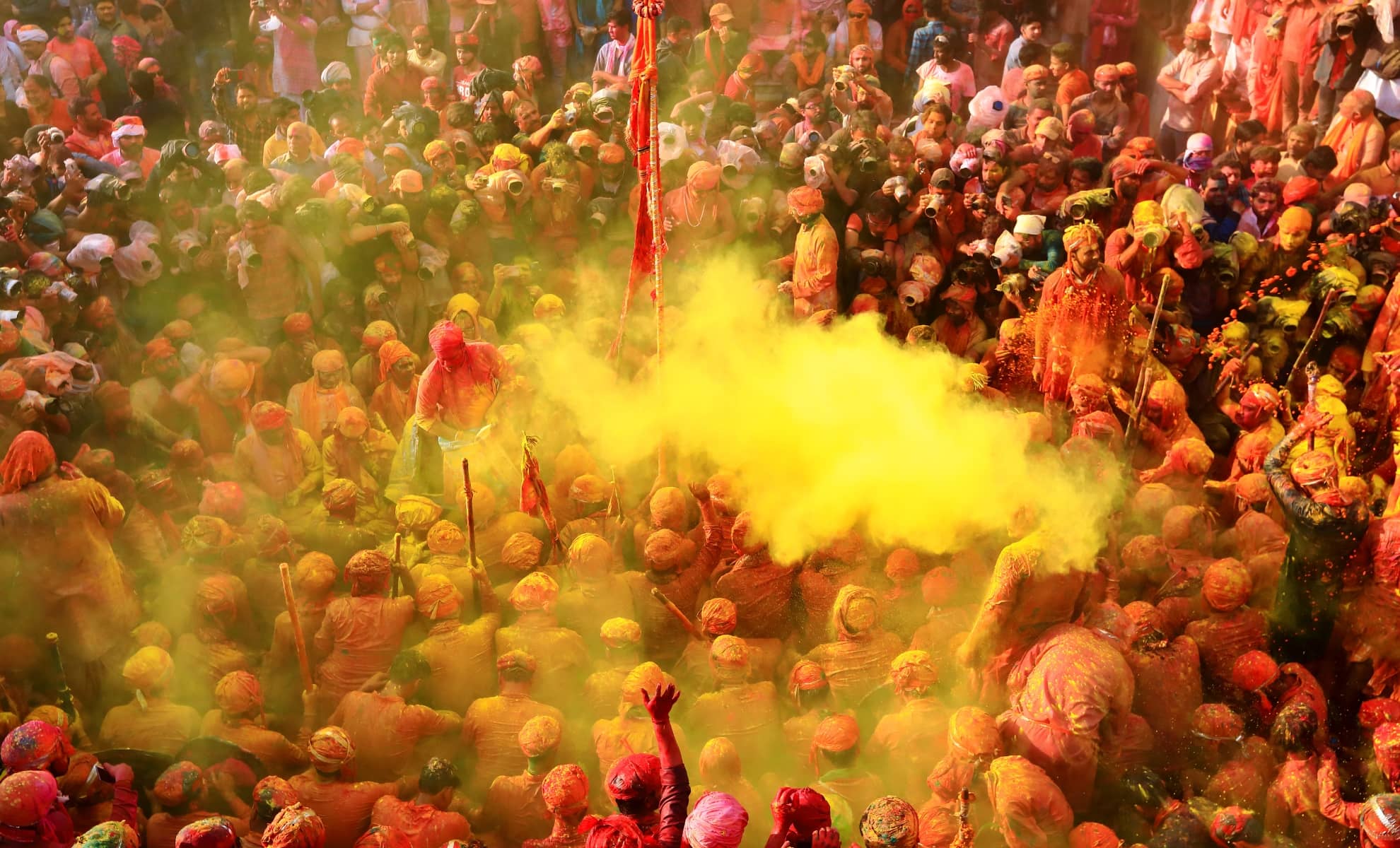 Célébration durant le festival Holi en Inde