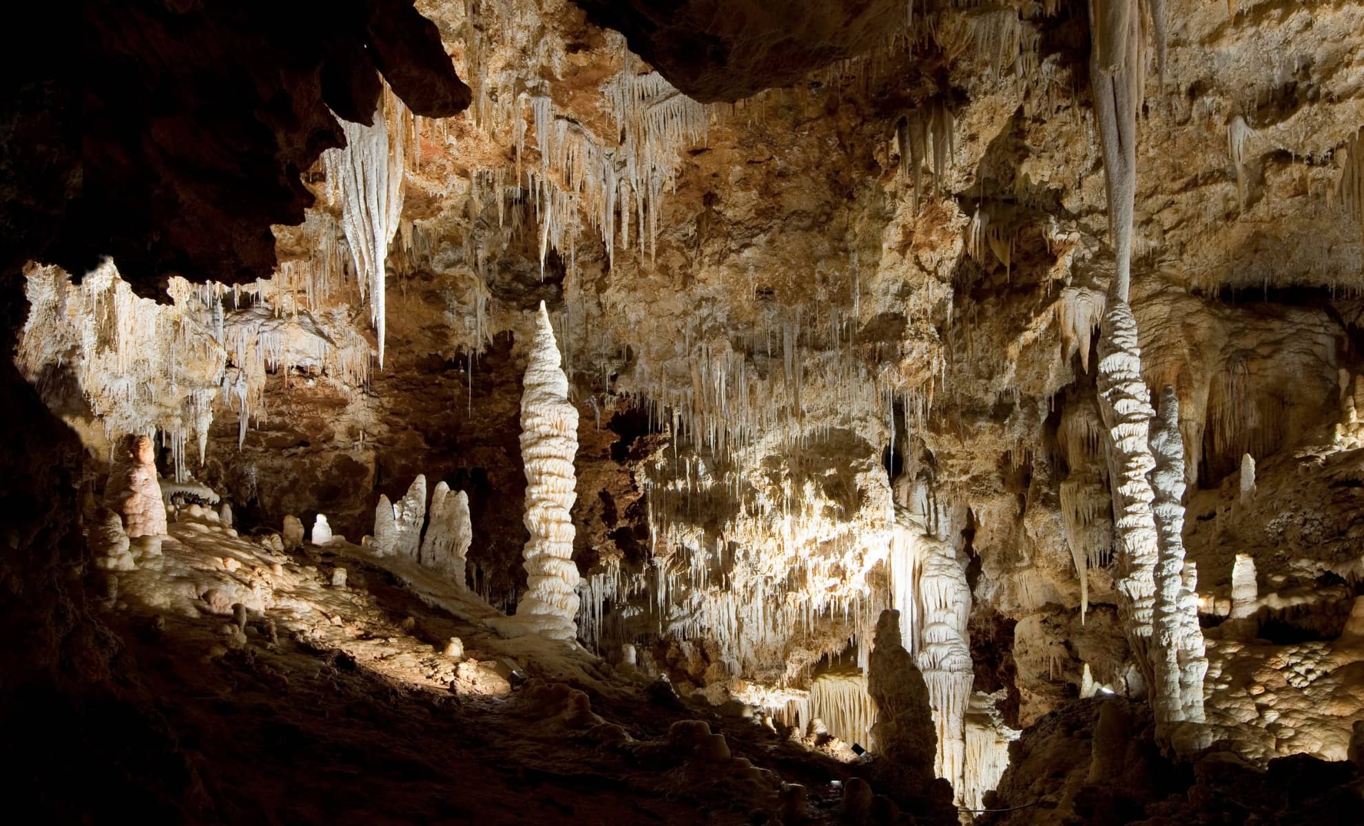 La grotte de Clamouse, France