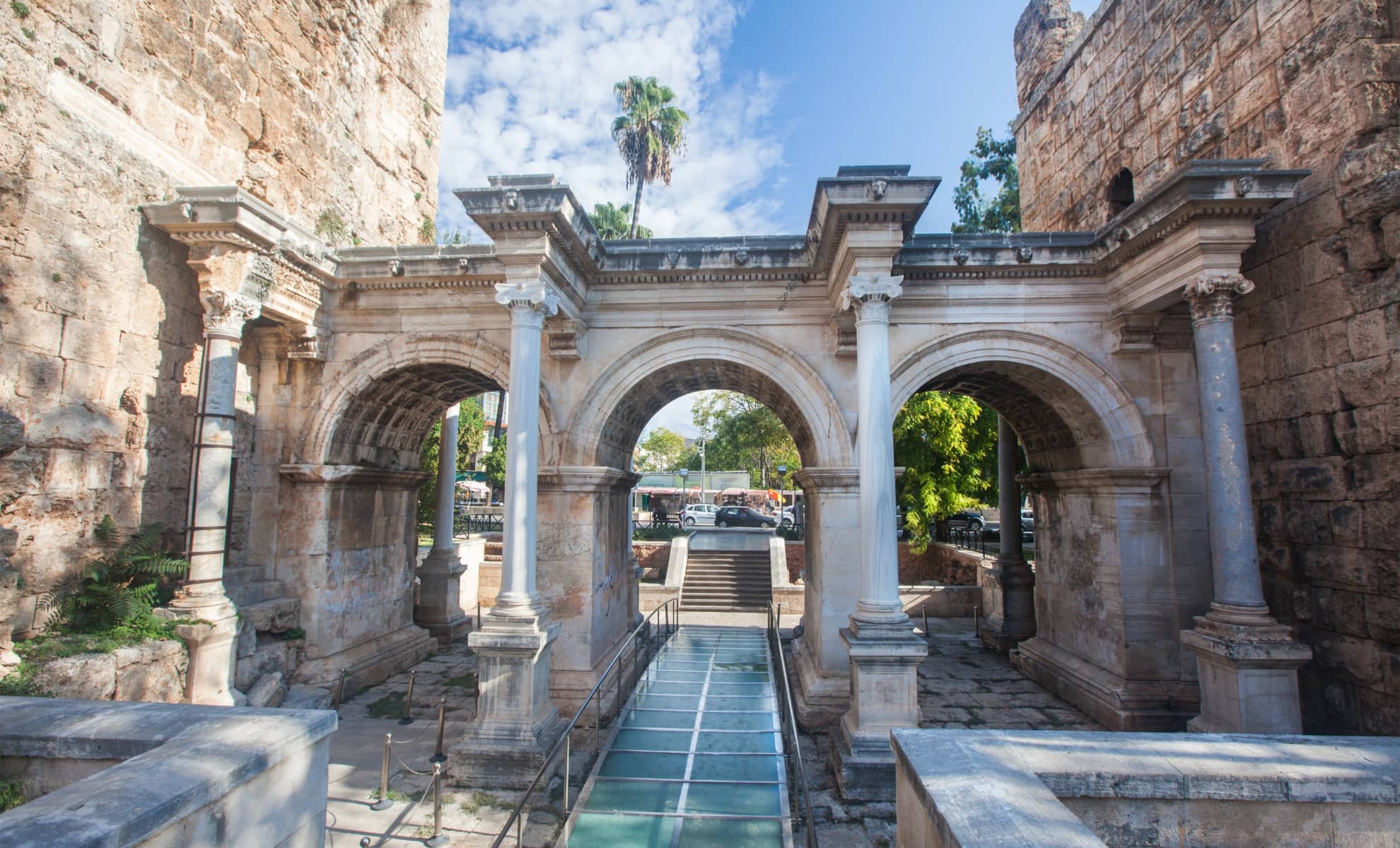 La porte historique d'Hadrien, Antalya, Turquie