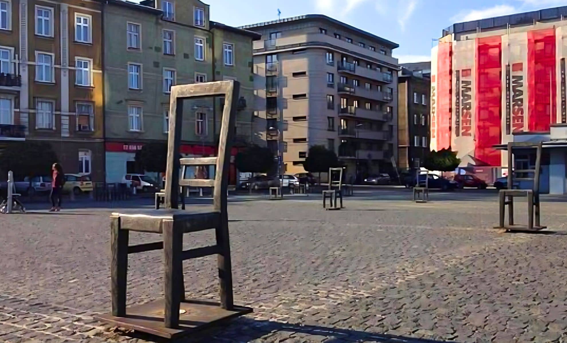 La place des Héros du Ghetto  , Cracovie ,Pologne 