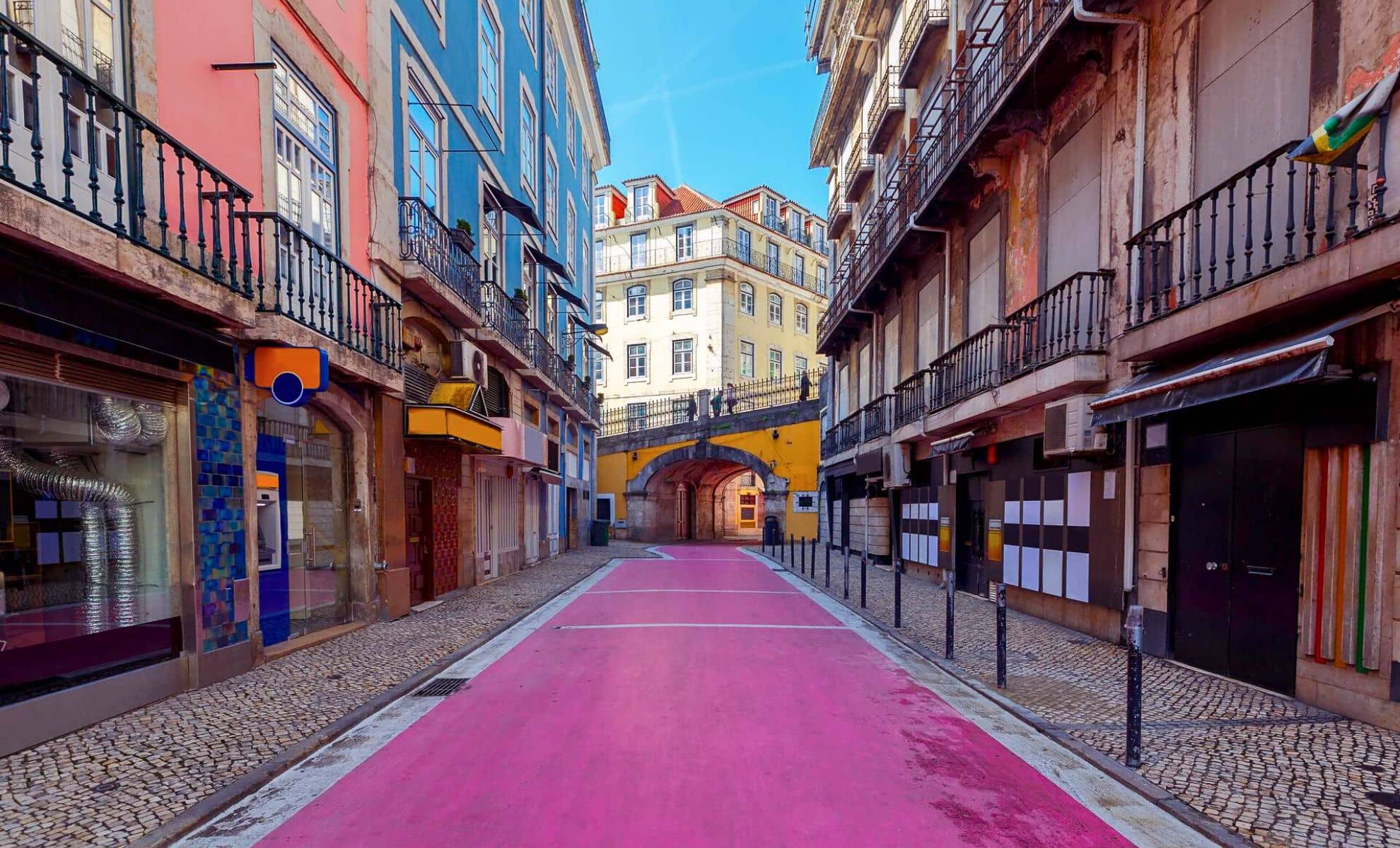 La rue Rose de Lisbonne, Portugal