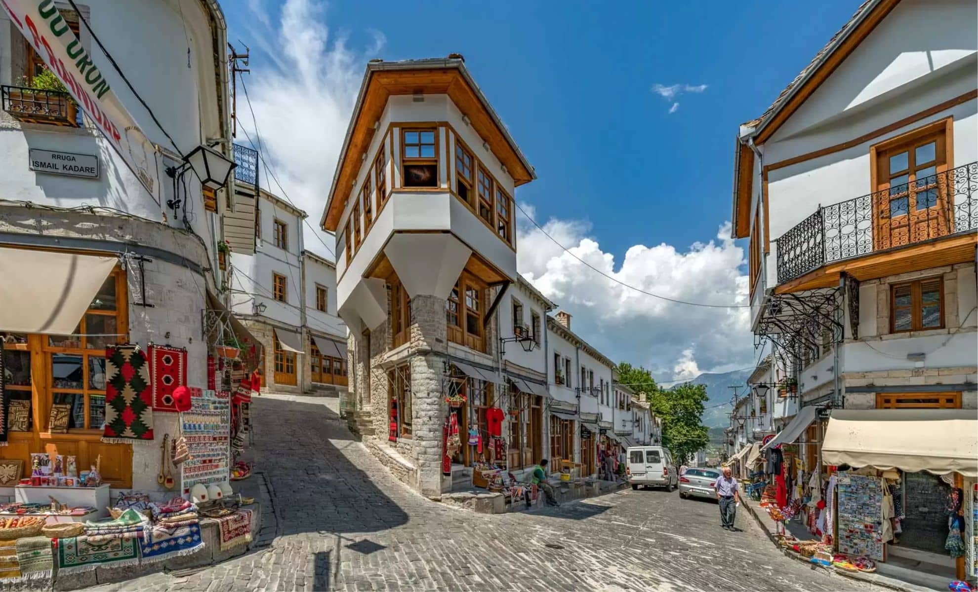 La ville de Gjirokastër ,Albanie