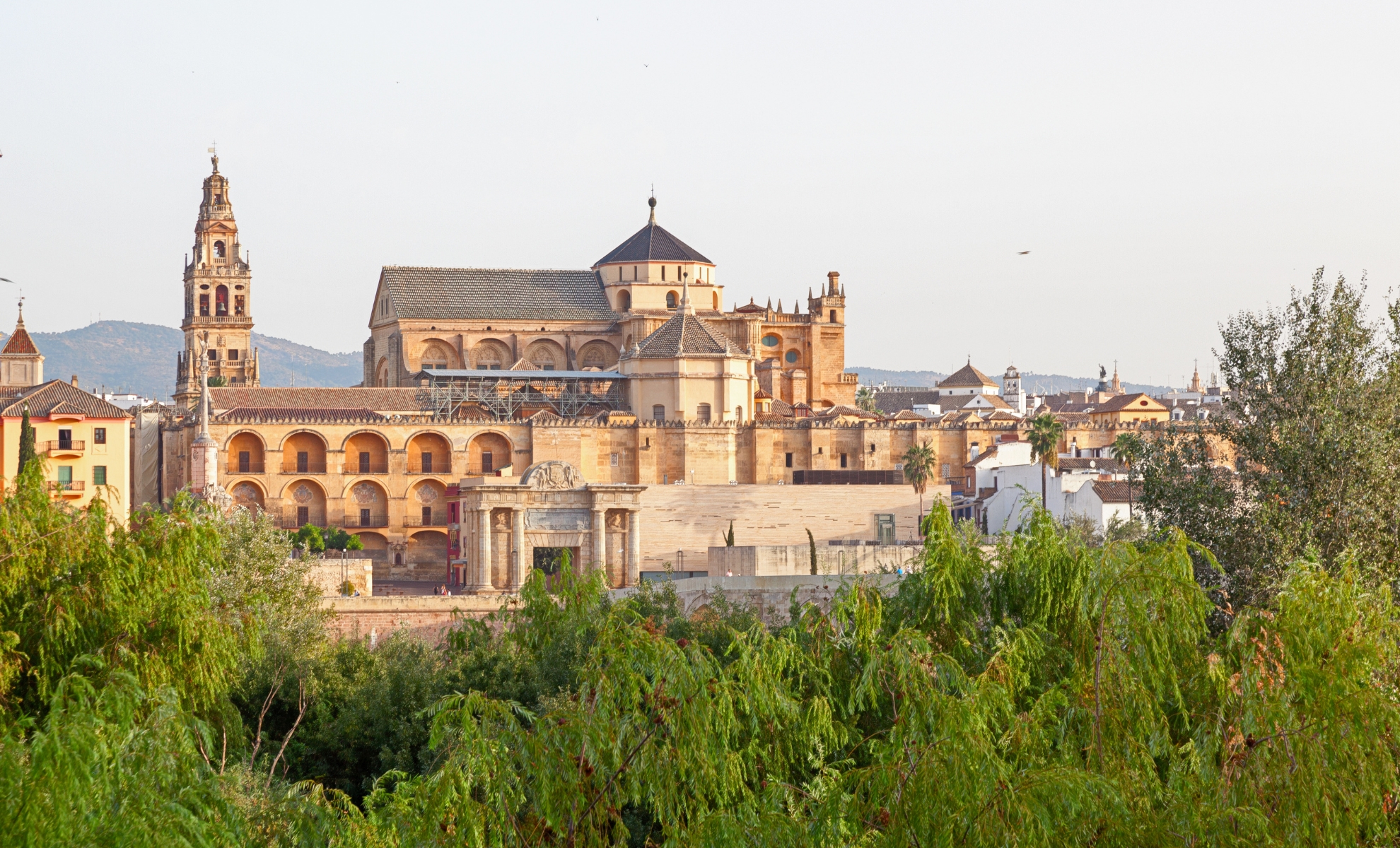 La Mezquita-Catedral de Cordoue en Espagne