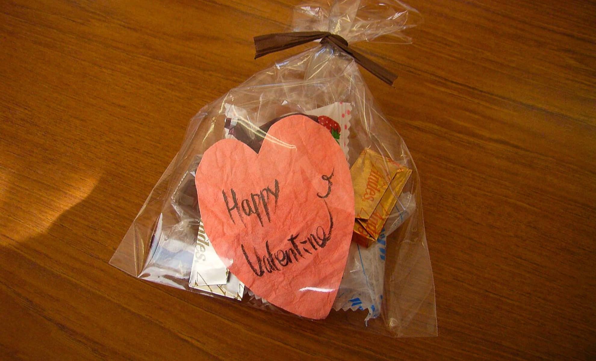 Le giri choco, offrir du chocolat à son partenaire ou collègues masculins au Japon