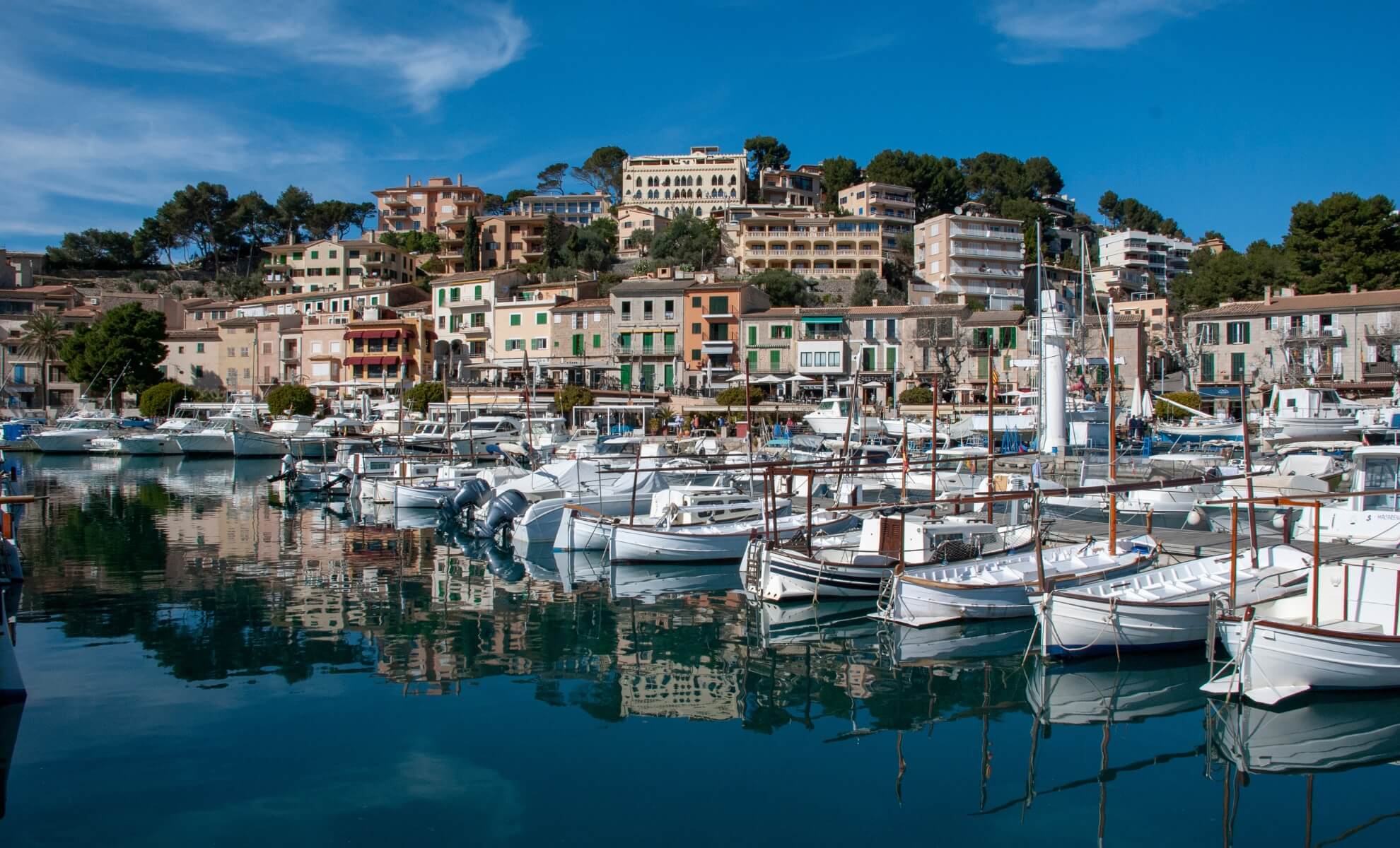 Le port de Sóller aux îles Baléares