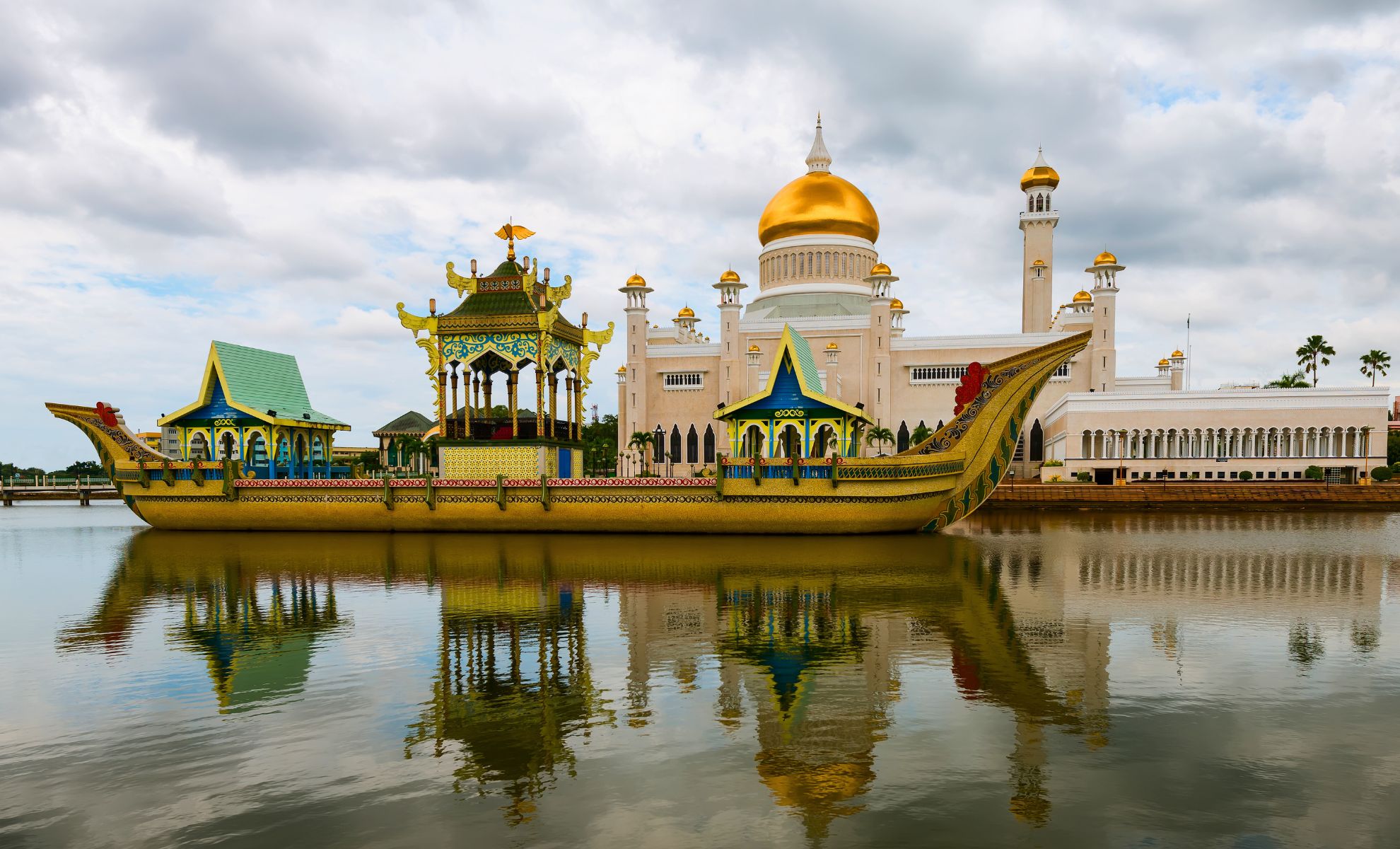 La mosquée Omar Ali Saifuddin , Brunei