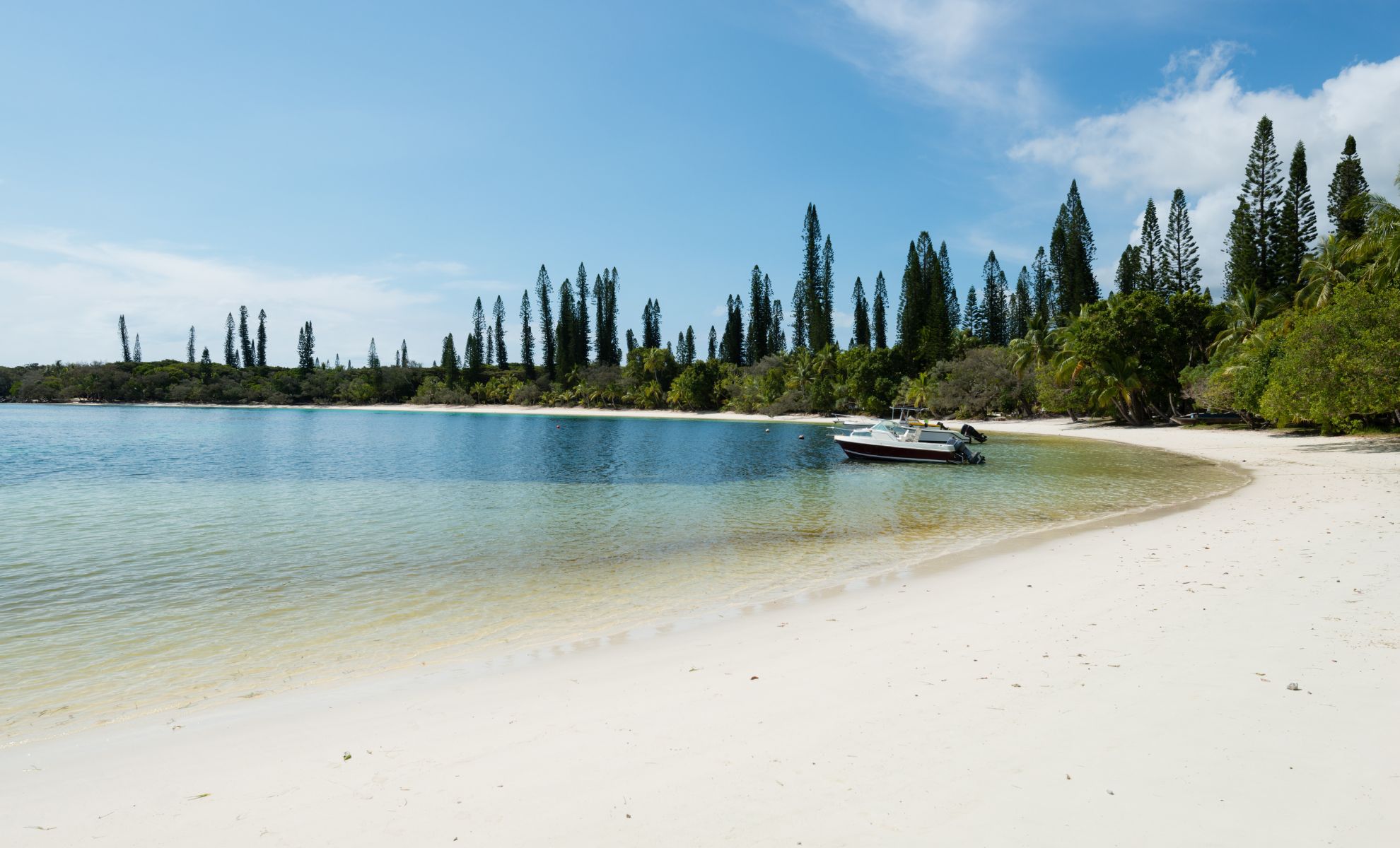 La plage Kanuméra, sur l’île des Pins, Nouvelle-Calédonie