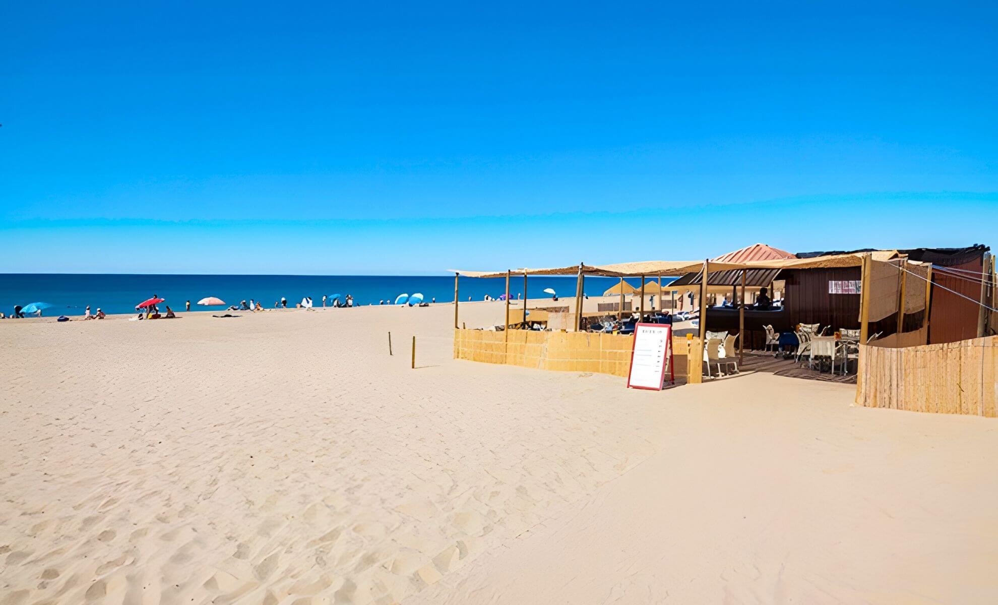 La plage de Flecha del Rompido , Andalousie, Espagne