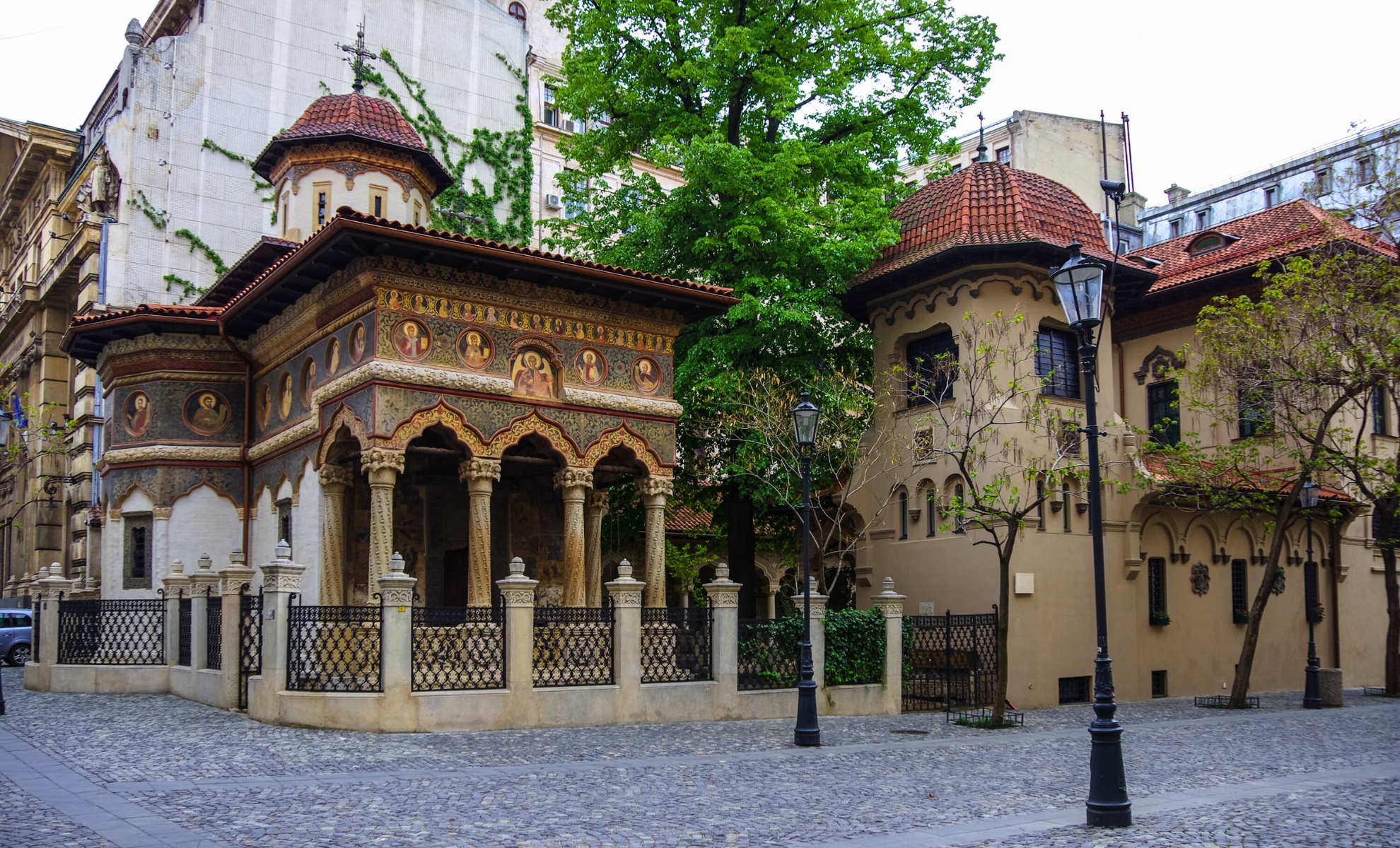 L'église du monastère Stavropoleos, Bucarest, Roumanie