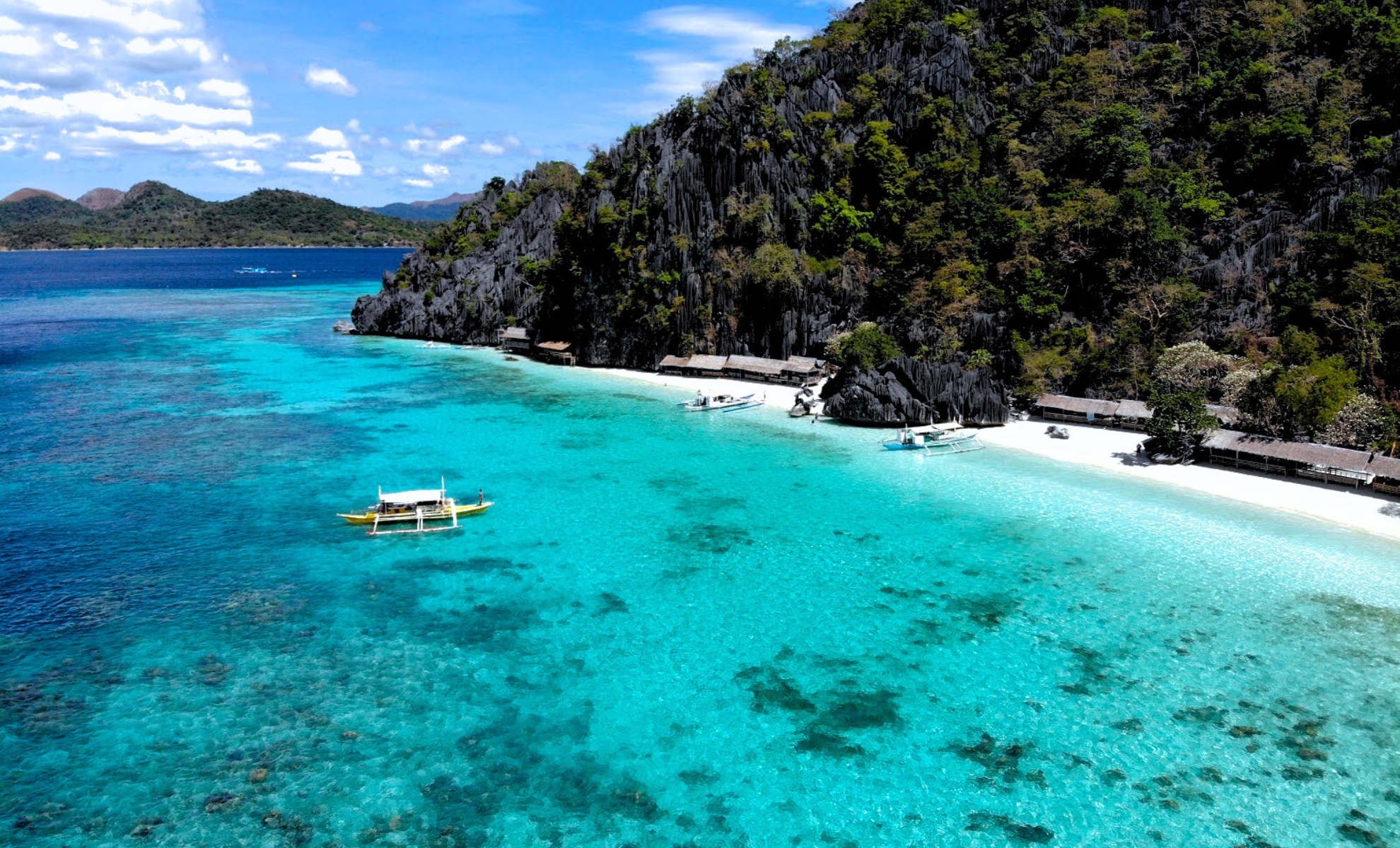 La plage Banol Beach aux Philippines