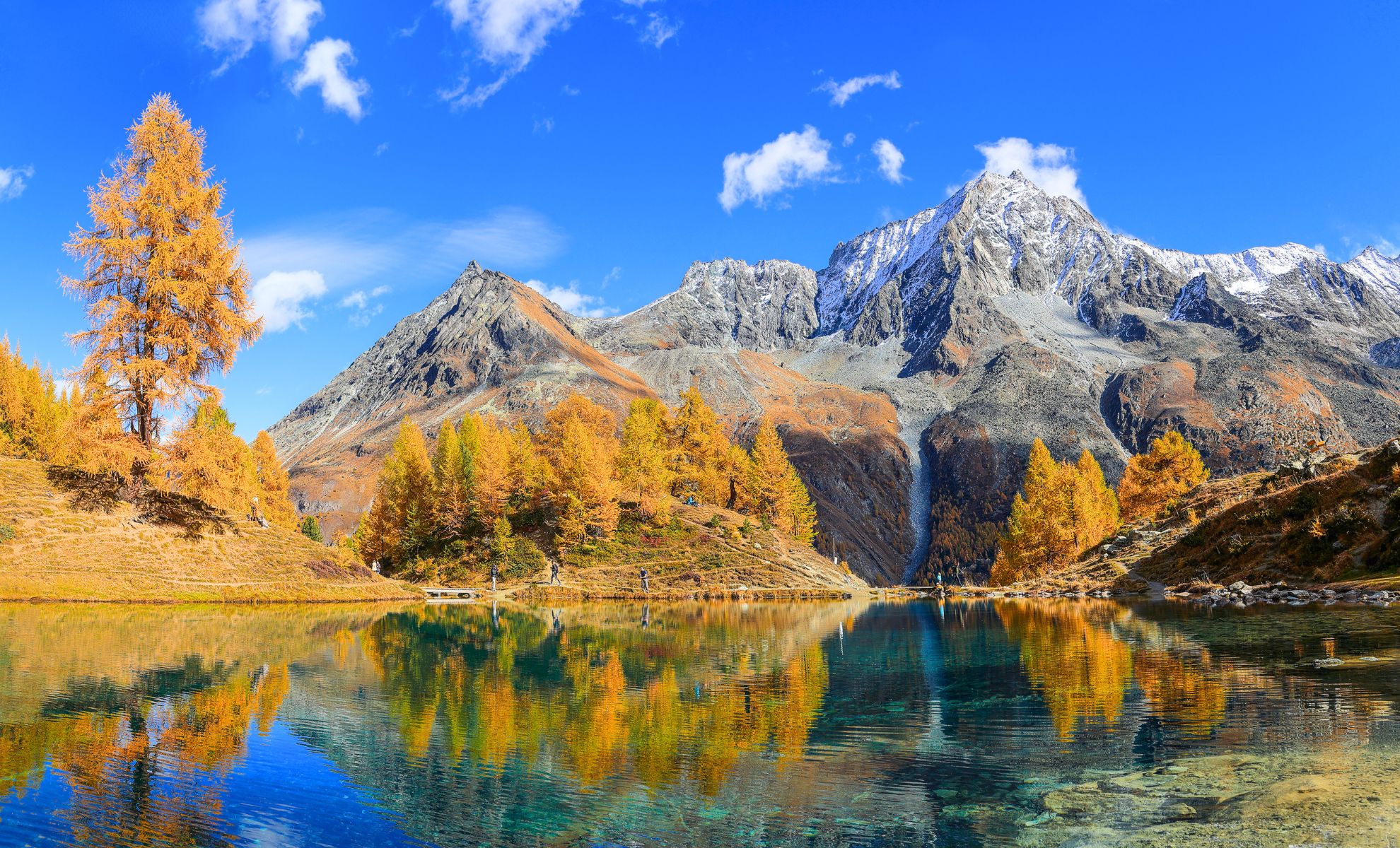 Le lac Bleu d’Arolla, à Valais, Suisse