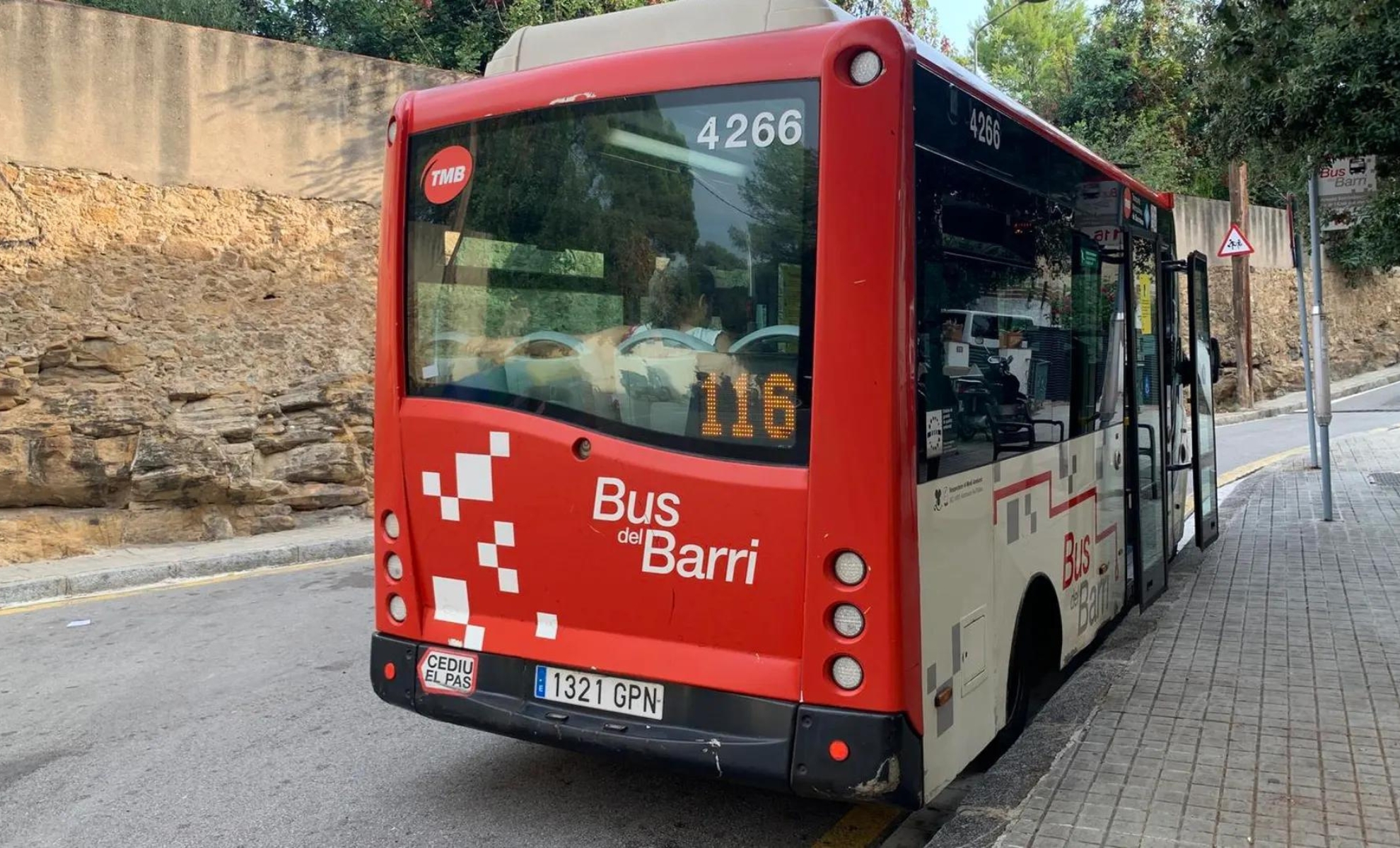 Un bus de la ligne 116 de Barcelone, Espagne