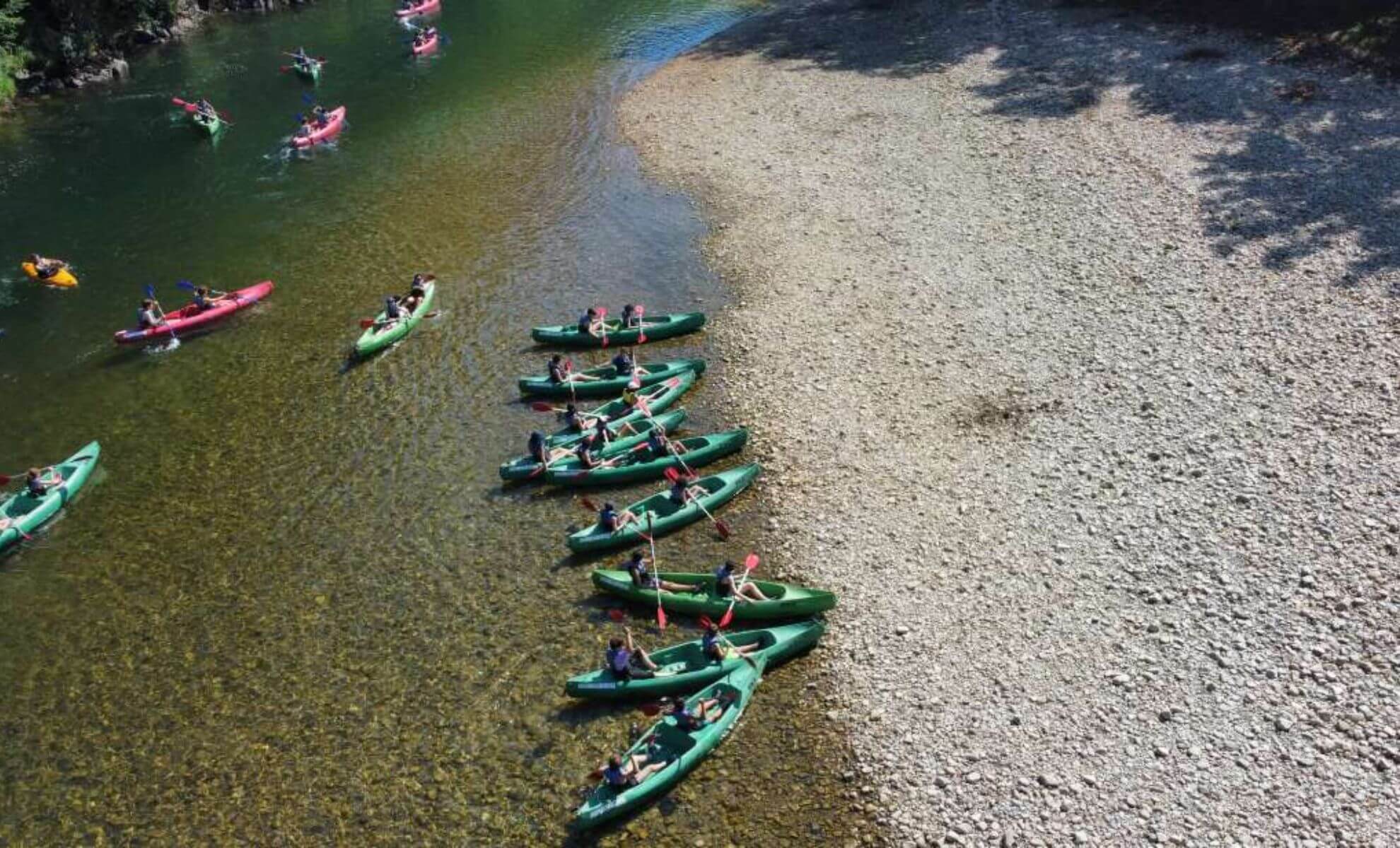 Descendre la rivière Shala en kayak en Albanie
