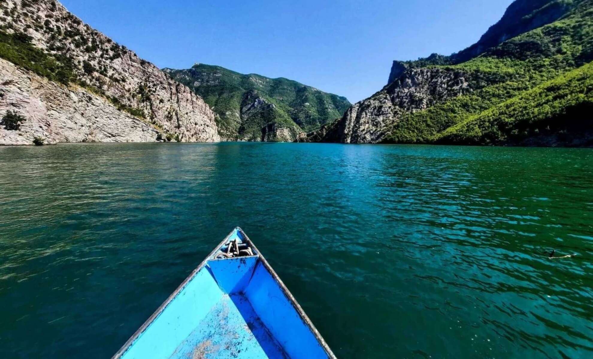 La rivière Shala en Albanie