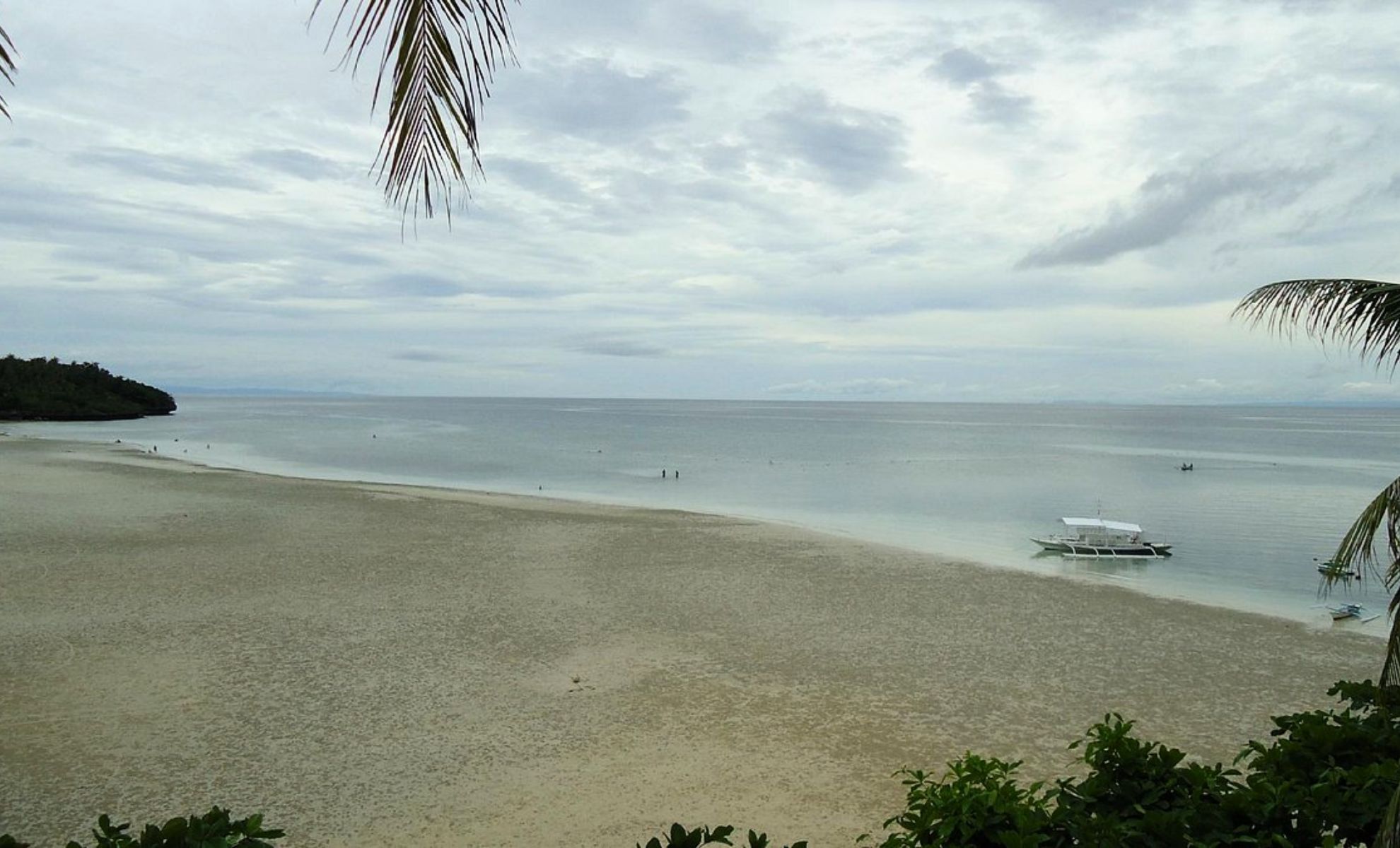 Plage de Santiago Bay, îles Camotes, Philippines