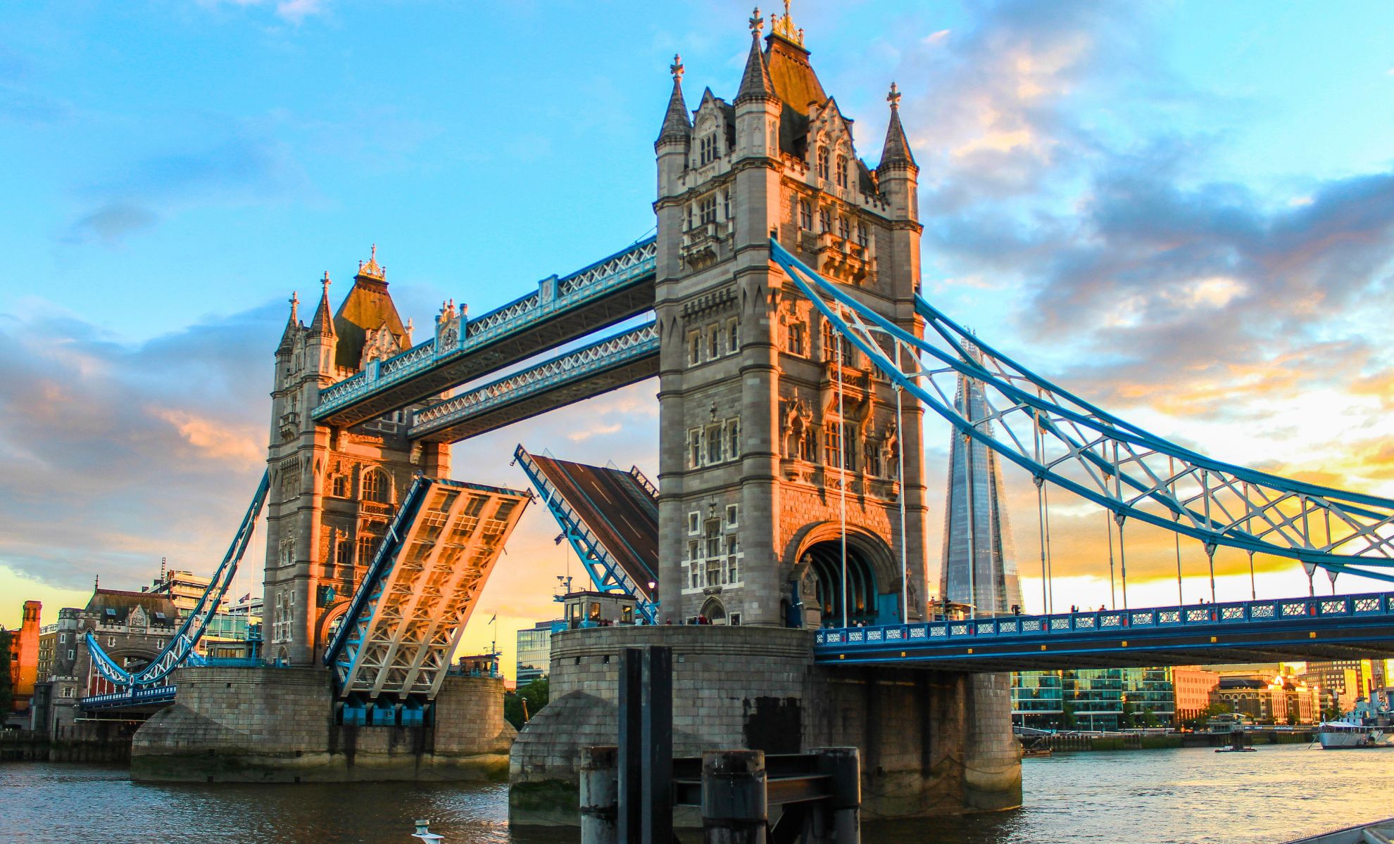 Tower Bridge, Londres