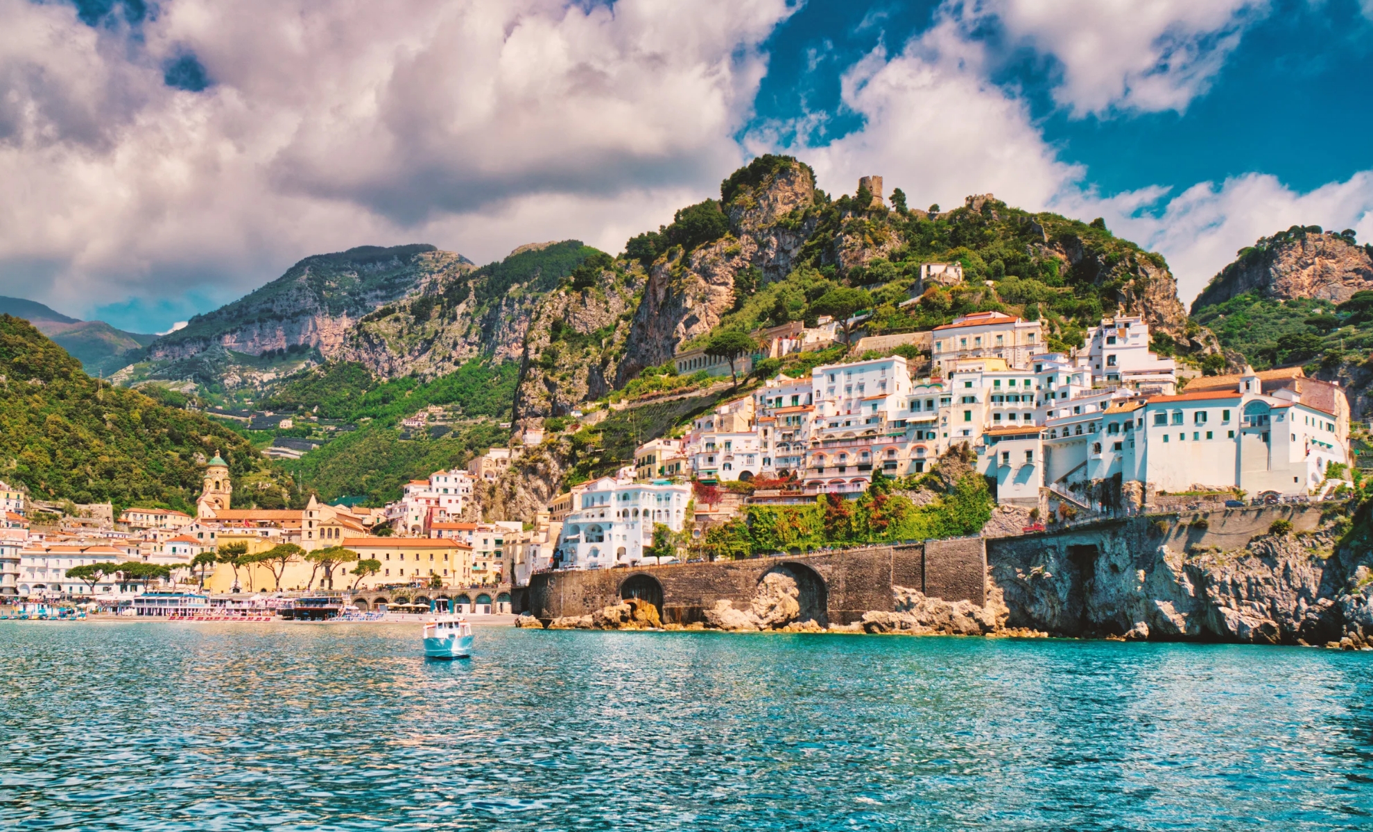 Vue sur Amalfi, côte amalfitaine en Italie