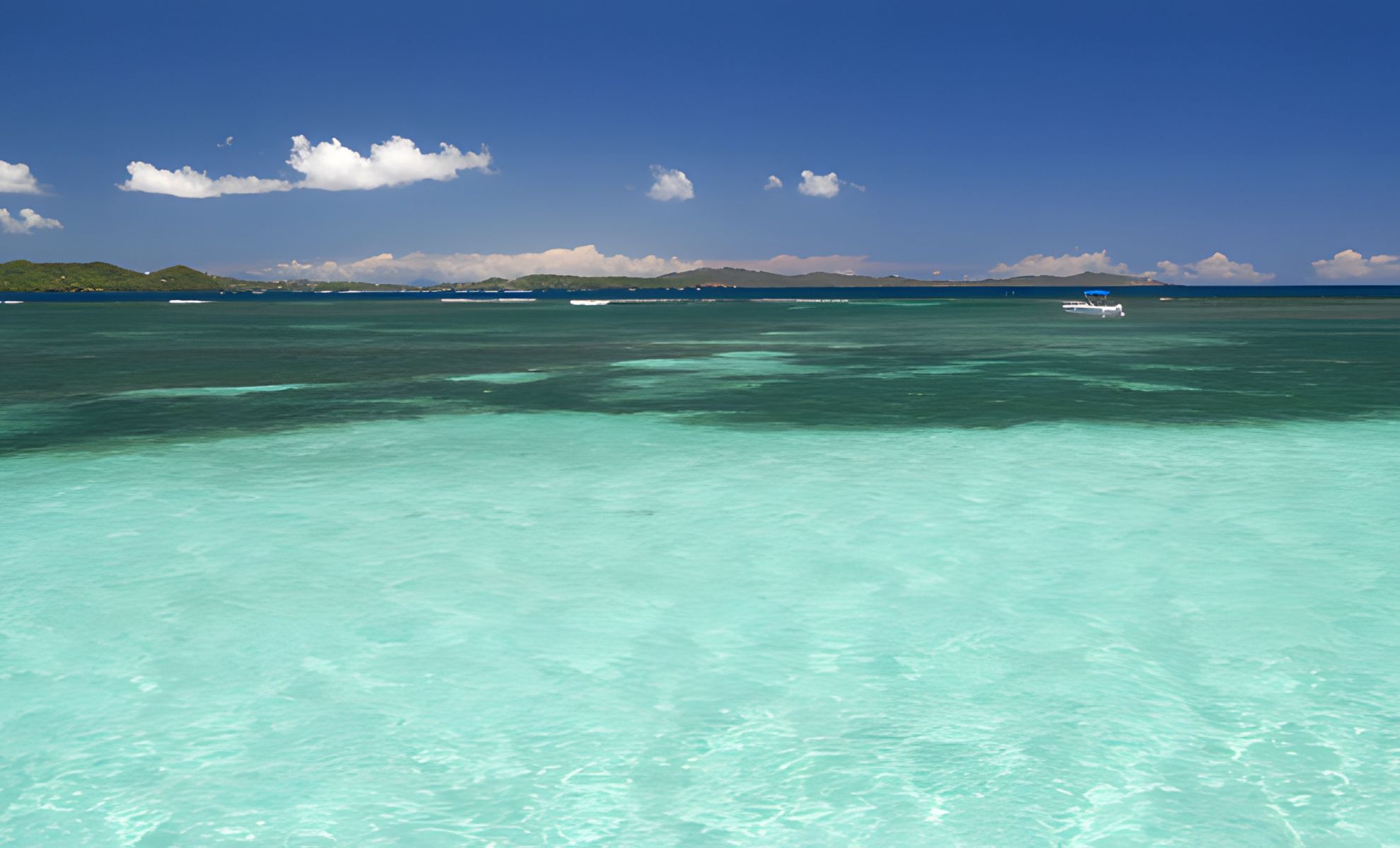 Baignoire de joséphine et fonds blancs en Martinique