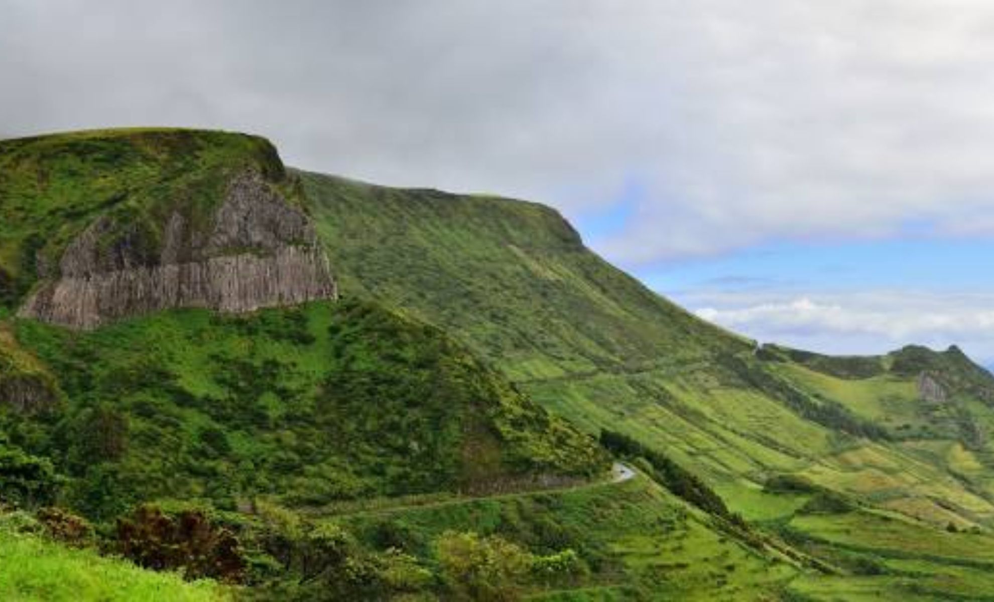 La Rocha dos Bordoes, l’île de Flores, Archipel des Açores