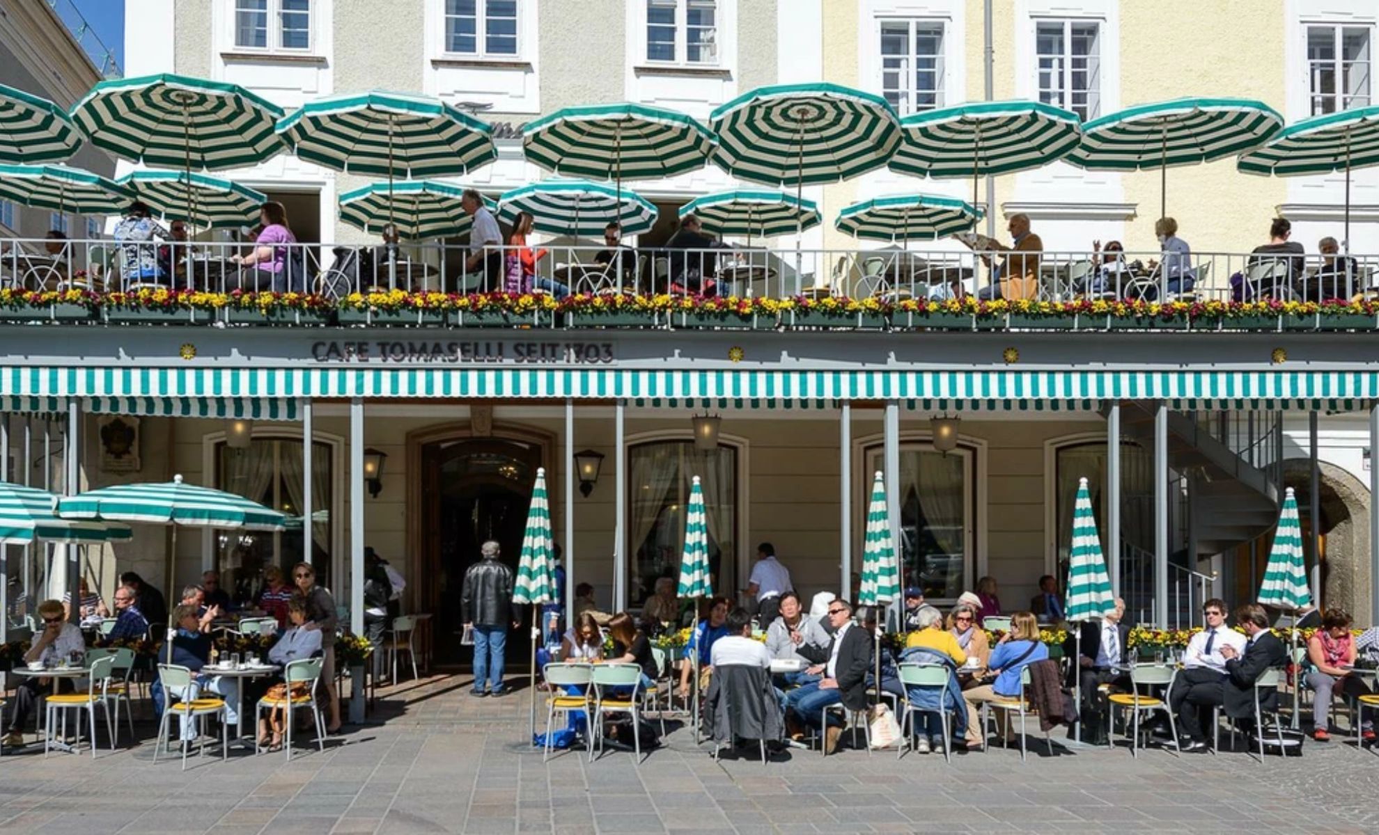 Le Café Tomaselli sur l’Alter Markt, Salzbourg, Autriche