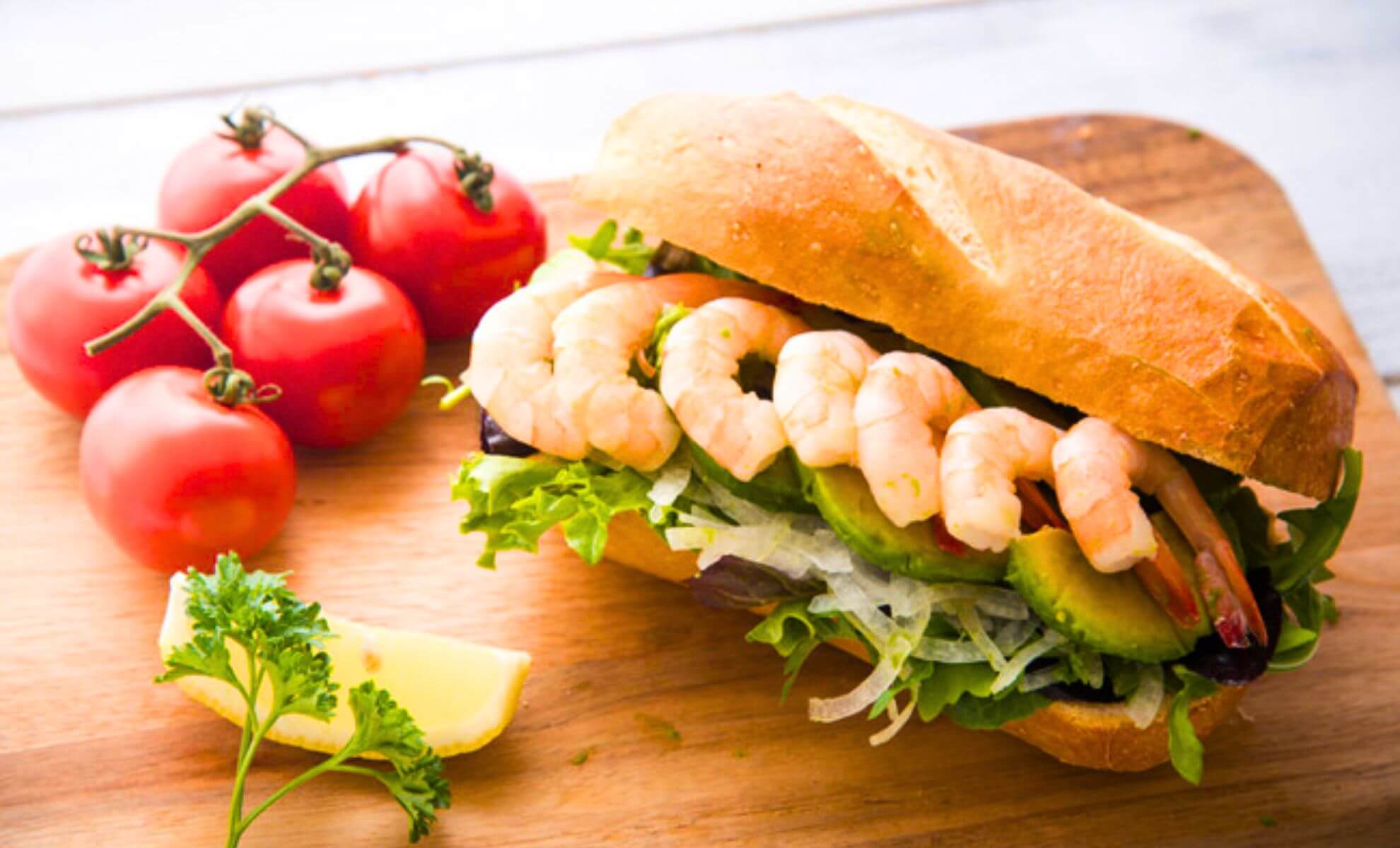 Tester le sandwich de fruits de mer street food marocaine