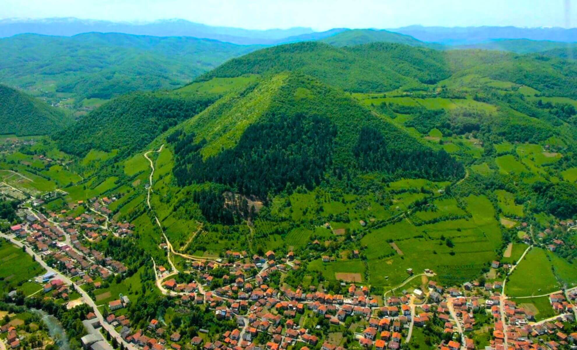 Pyramides en Bosnie, vallée de Visoko