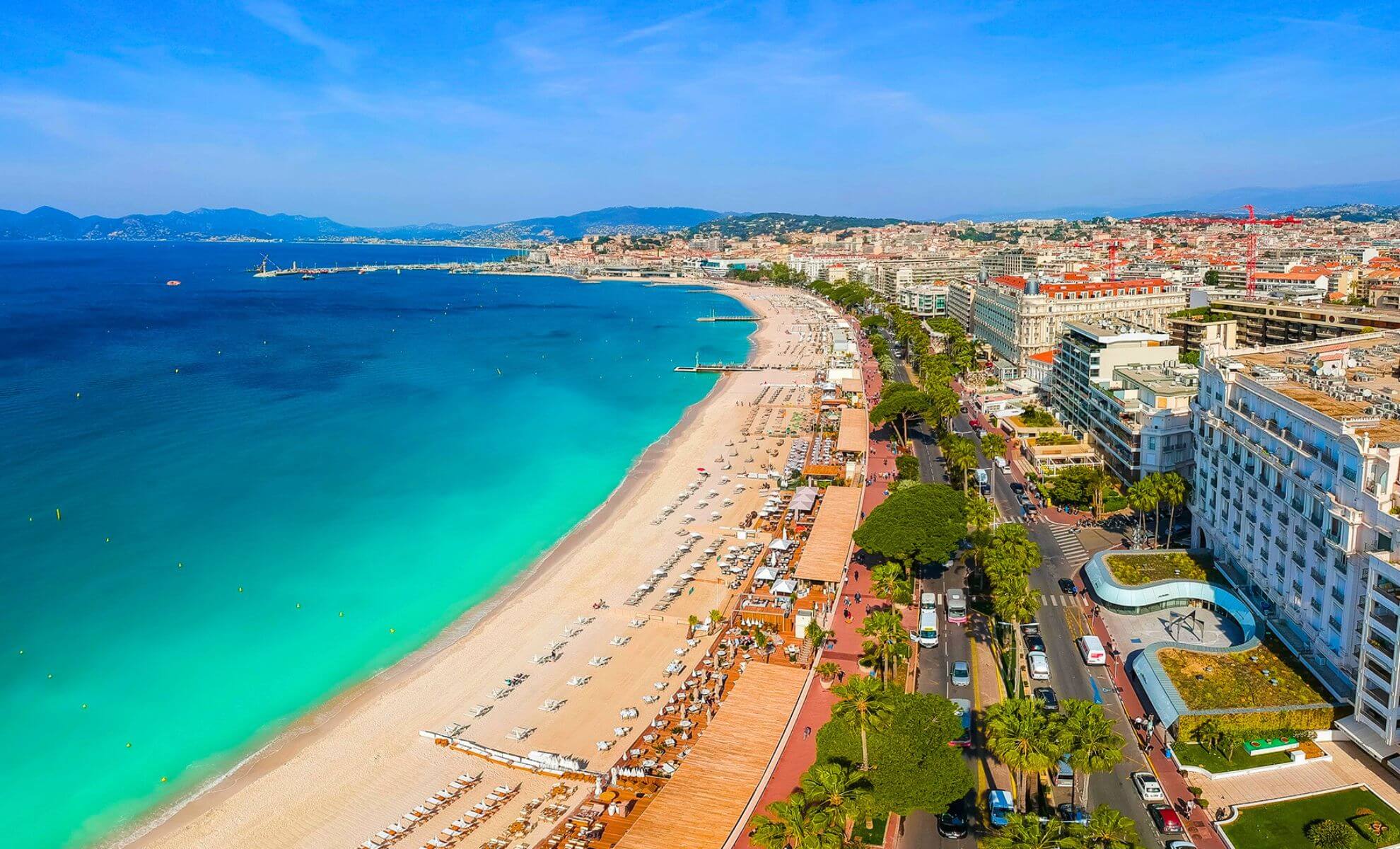 Le Canada investit dans la Côte d'Azur