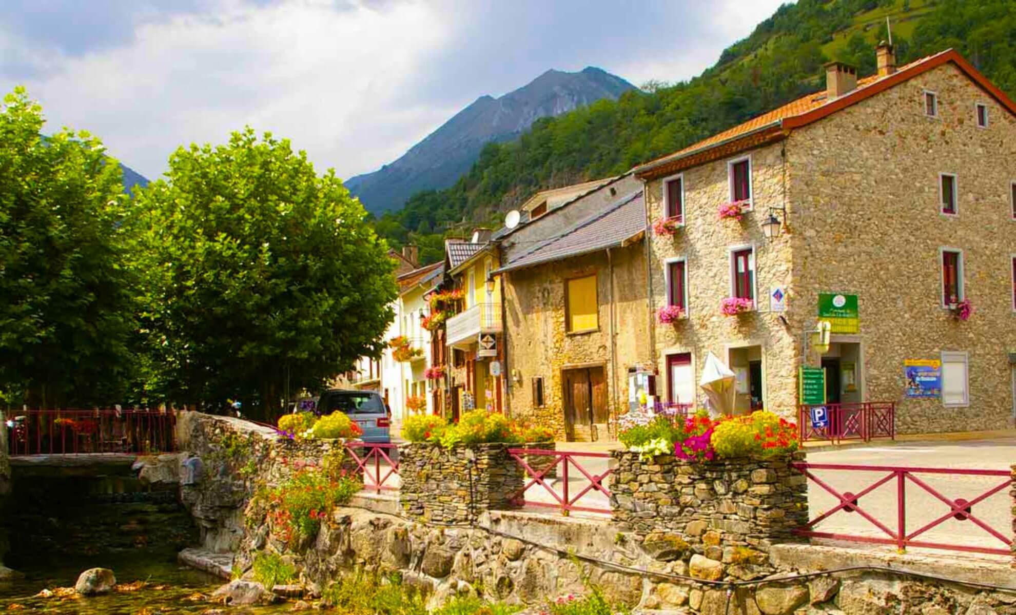 Le village d'Auzat